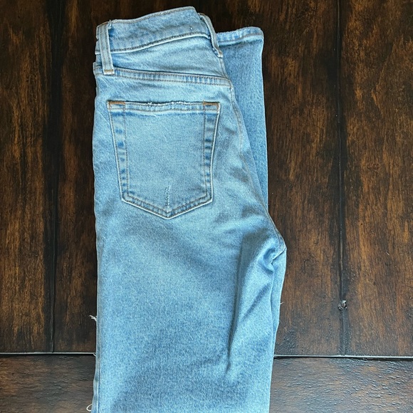 Abercrombie 90s Ultra High Rise Relaxed Jeans - Picture 4 of 5